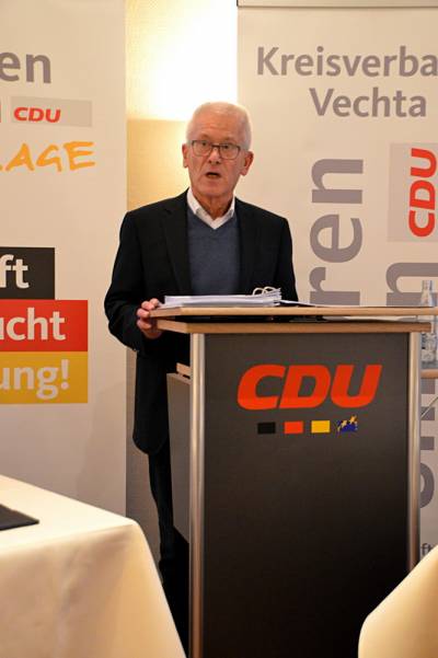 Vorsitzender Manfred Ostendorf Vorsitzender Manfred Ostendorf