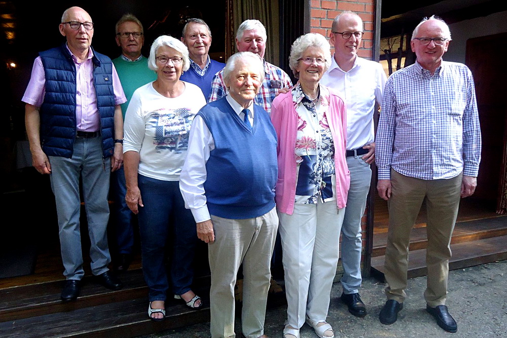 v. links: Gottfried Grieshop, Otto Rauert, Ingelore Meistermann, Franz Benediek, Helmut Backhaus, Joachim Zumbrgel, Angela Uptmoor, Claus Dalinghaus, Norbert Krmpelbeck